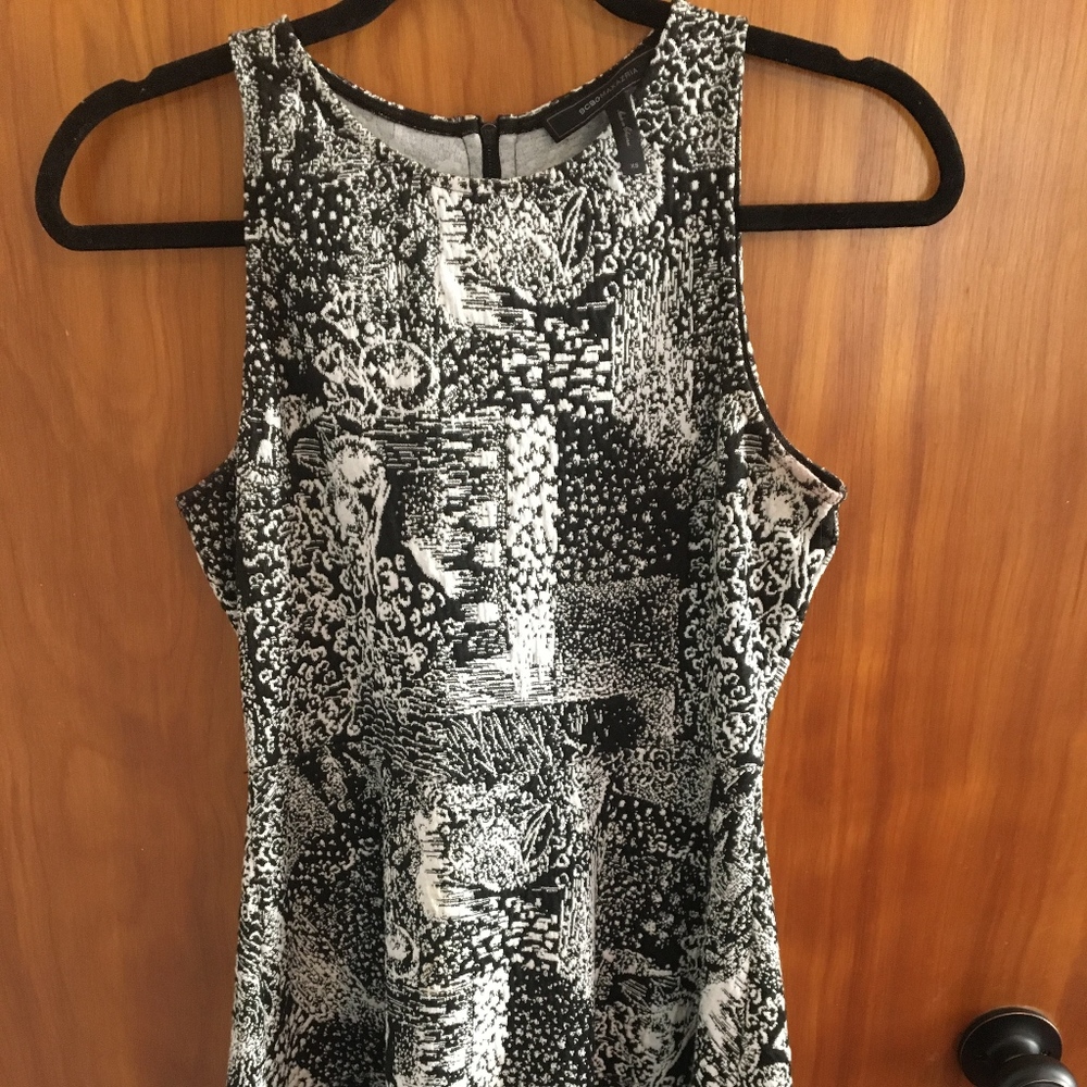 Quilted material patterned mini dress